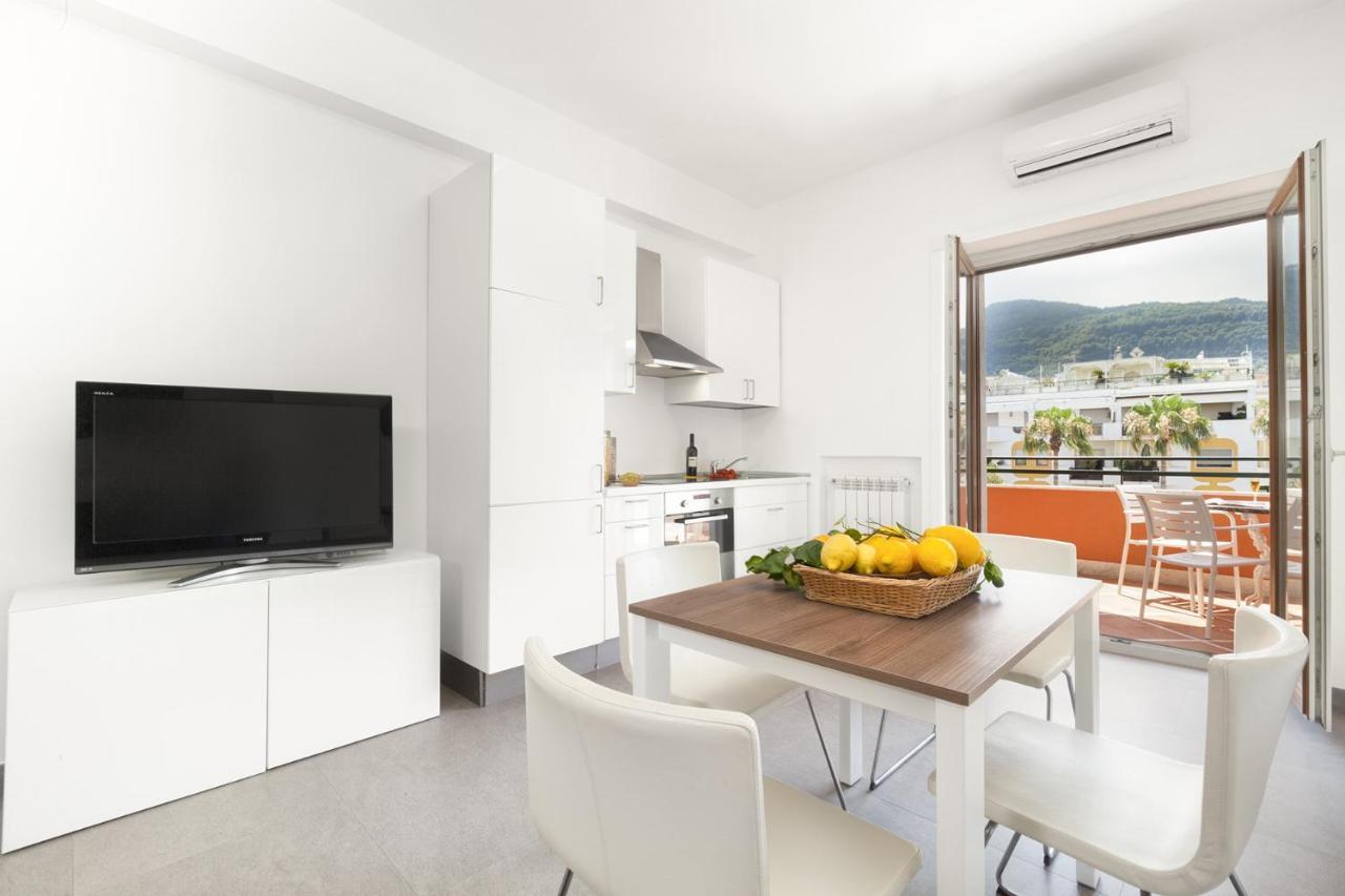Amore Rentals - Casa Katia Sorrento Buitenkant foto