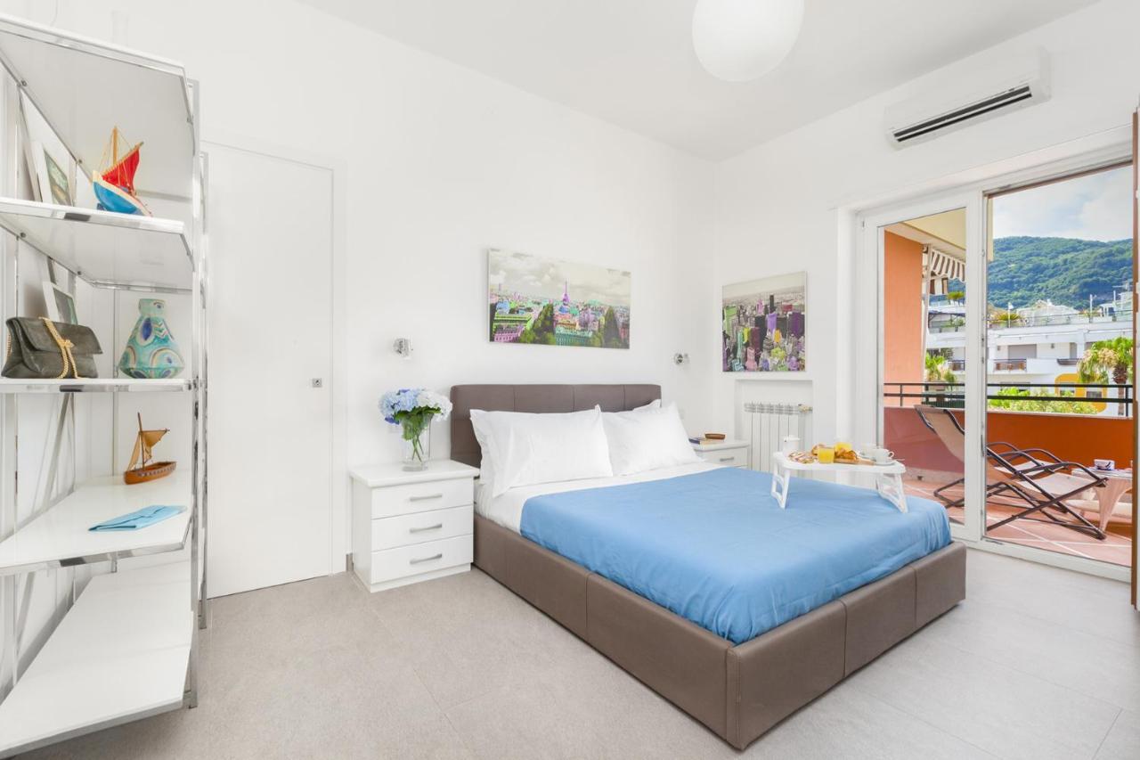Amore Rentals - Casa Katia Sorrento Buitenkant foto